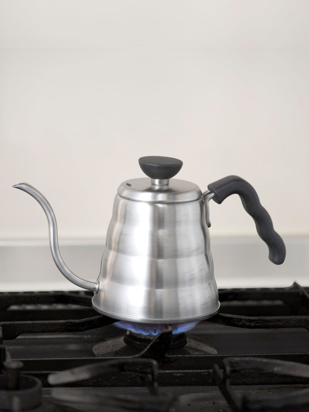 HARIO Buono Drip Kettle (700ml/24oz)