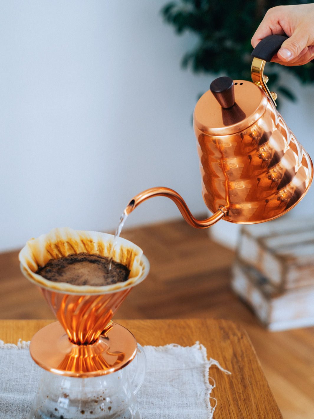 HARIO Copper Buono Drip Kettle (700ml/24oz)