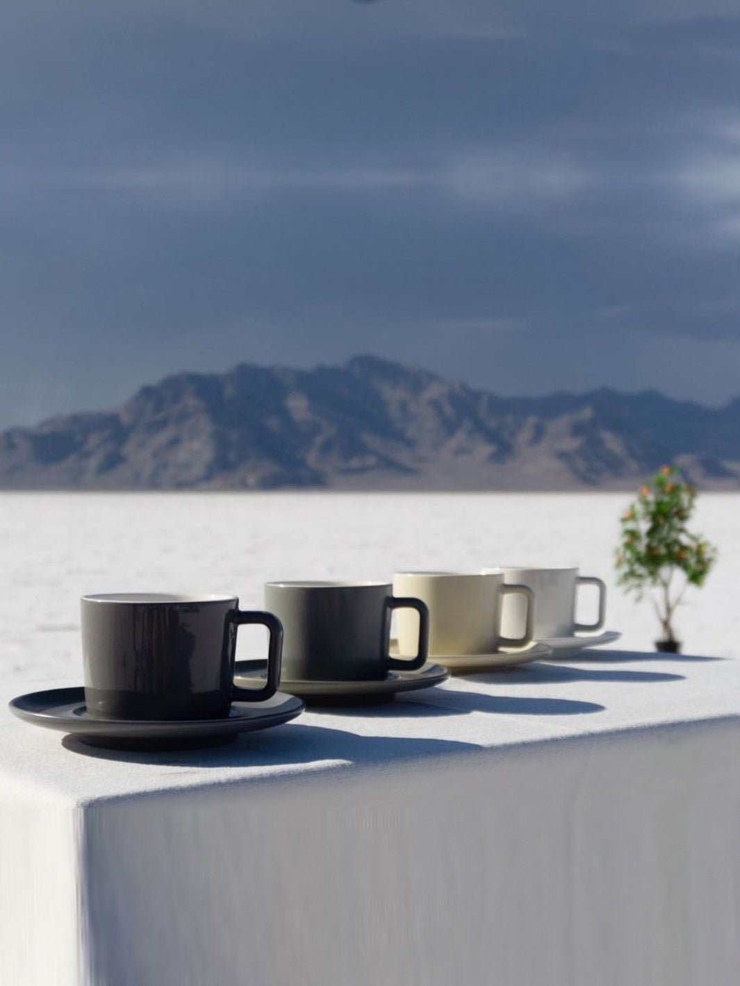 SAINT ANTHONY INDUSTRIES Reinhart Stoneware Super Saucer