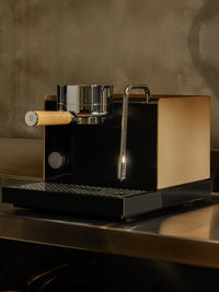 Photo of FELLOW Espresso Series 1 (120V) (Malted Chocolate + Maple) (Minor Aesthetic Defect) ( ) [ Yard Sale ] [ Yard Sale ]