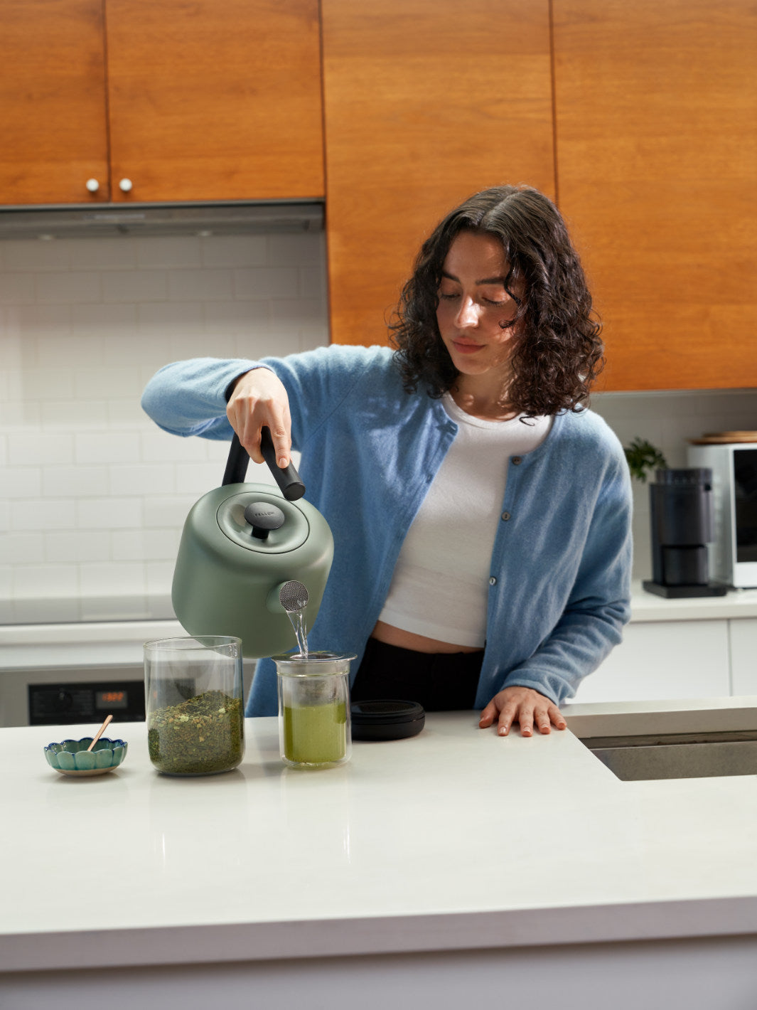 FELLOW Clyde Electric Kettle (120V) (1500ml/50oz) (Smoke Green) (Lightly Used)