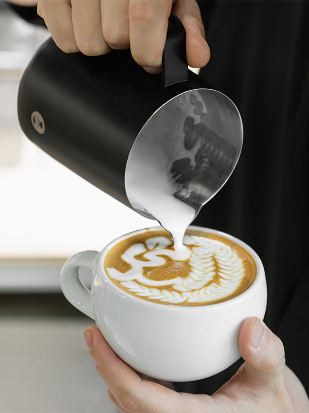 TIMEMORE Rosetta Milk Pitcher (700ml/23.67oz) / Milk Pitchers