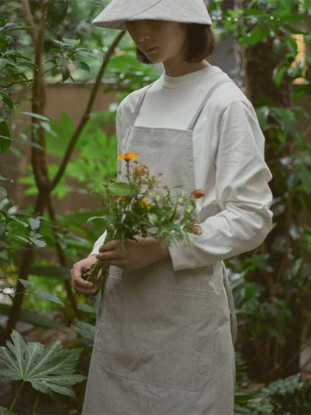 KINTO FUTO Full Apron SCO / Apparel | Eight Ounce Coffee