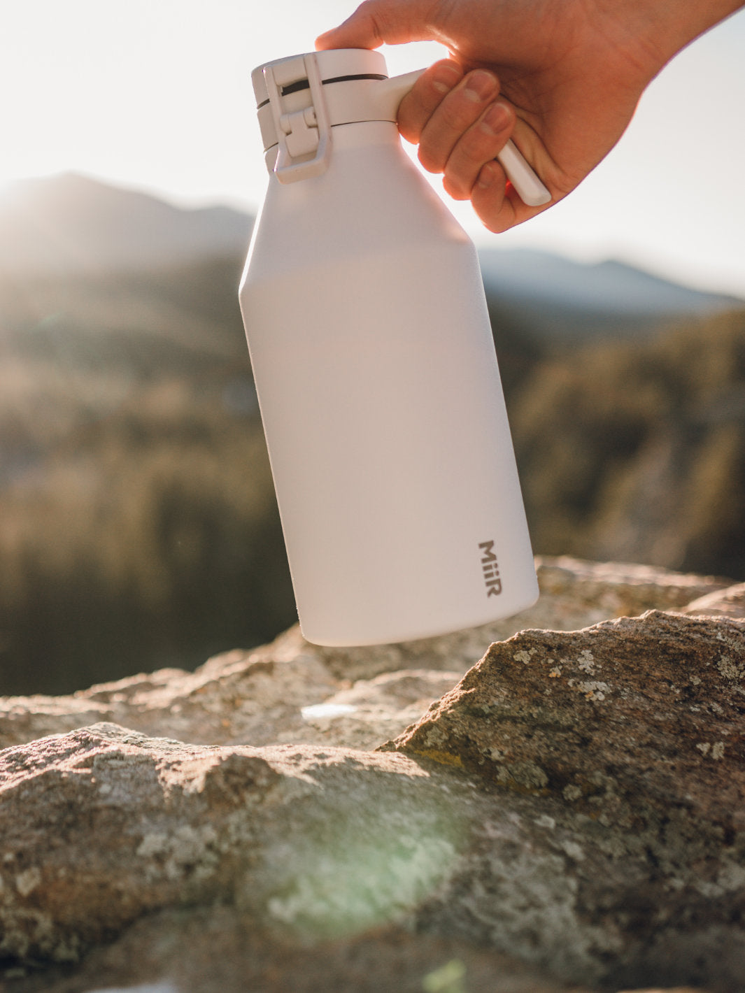 MiiR Growler (1890ml/64oz) / Hydration Bottles | Eight Ounce Coffee