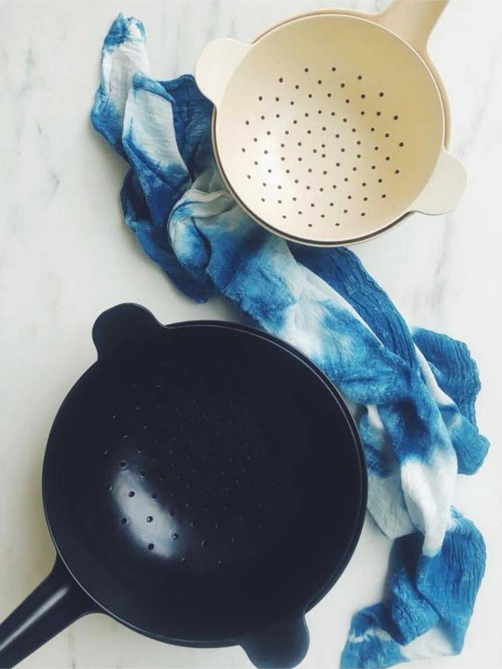 Photo of EKOBO Pronto Large Mixing Bowl & Colander Set Black (Open Box) ( ) [ Yard Sale ] [ Yard Sale ]