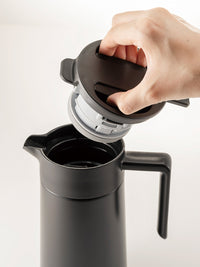 Photo of HARIO Double-Walled Thermal Pot (w/ Ceramic Coating) (600ml/20oz) ( ) [ HARIO ] [ Decanters ]
