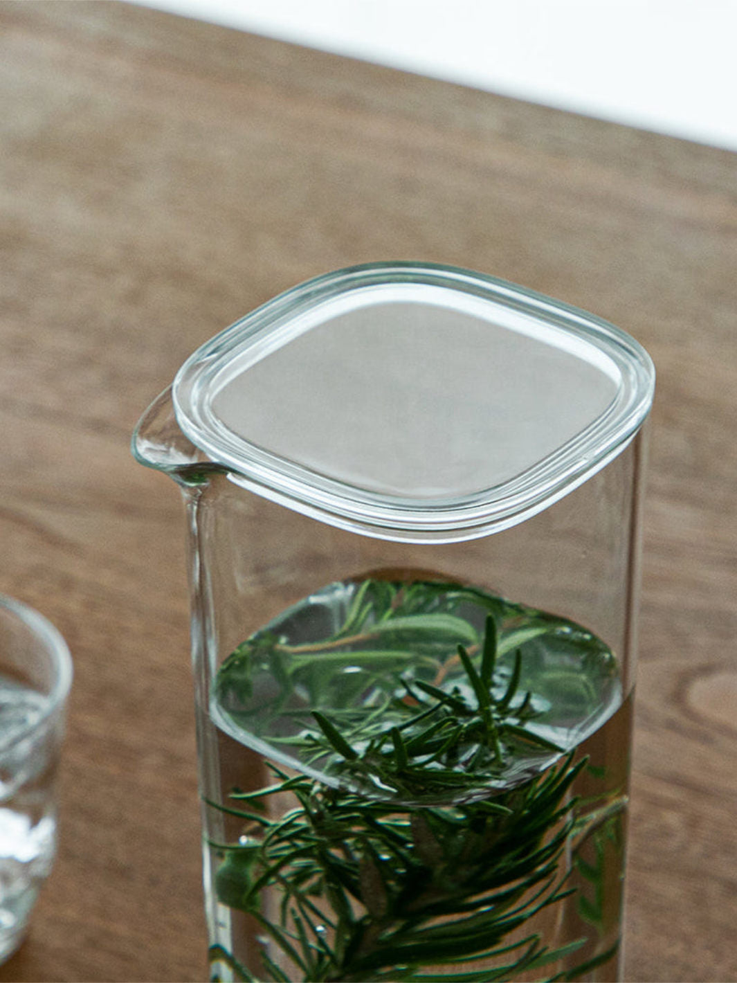 KINTO OVA Water Carafe (1000ml/34oz)