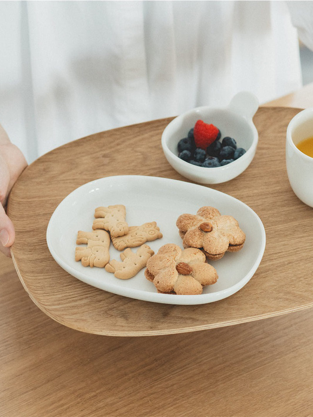 KINTO NEST Plate (195x145mm/7.8x5.8in)