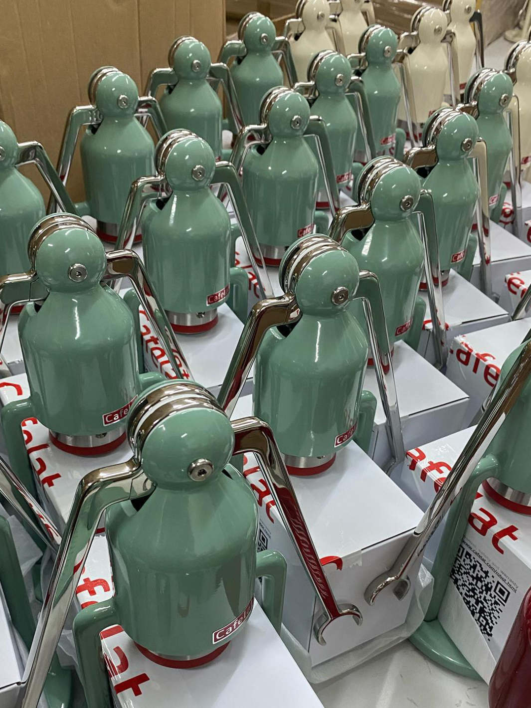 CAFELAT Robot Espresso Maker / Espresso Machines | Eight Ounce Coffee