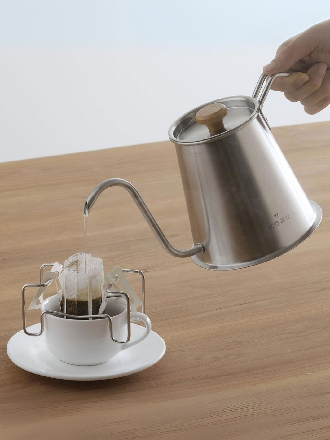 KOGU Tall Pour-Over Kettle Pro (900ml/30.43oz) / Kettles | Eight