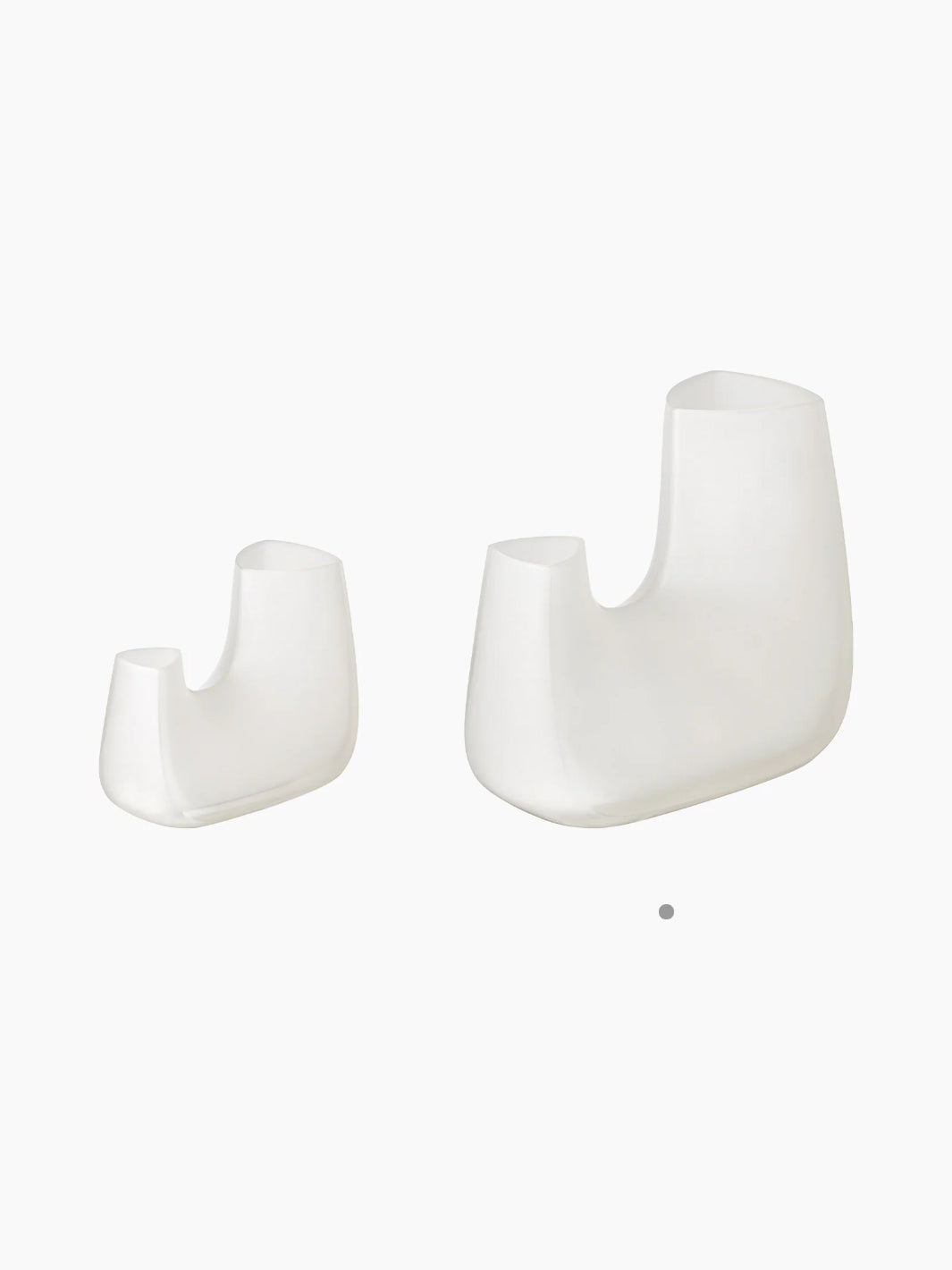 KINTO TRE Vase (200x120x175mm/7.9x4.7x6.9in)