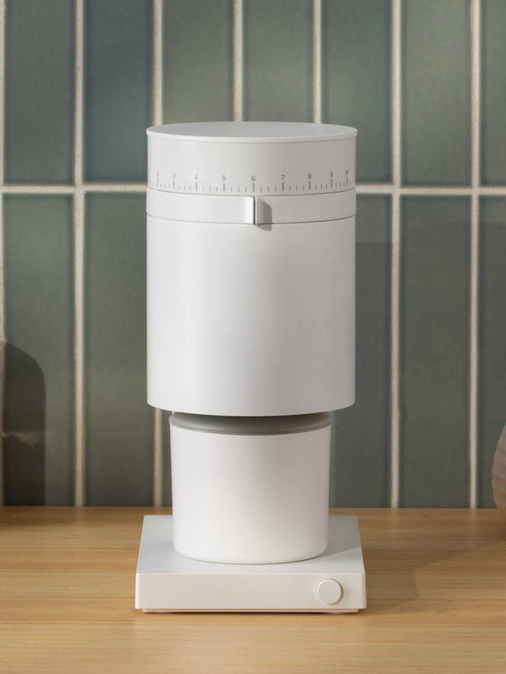 Photo of FELLOW Opus All-Purpose Grinder (120V) (Matte White) (Lightly Used) ( ) [ Yard Sale ] [ Yard Sale ]