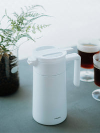 Photo of HARIO Double-Walled Thermal Pot (w/ Ceramic Coating) (600ml/20oz) ( ) [ HARIO ] [ Decanters ]