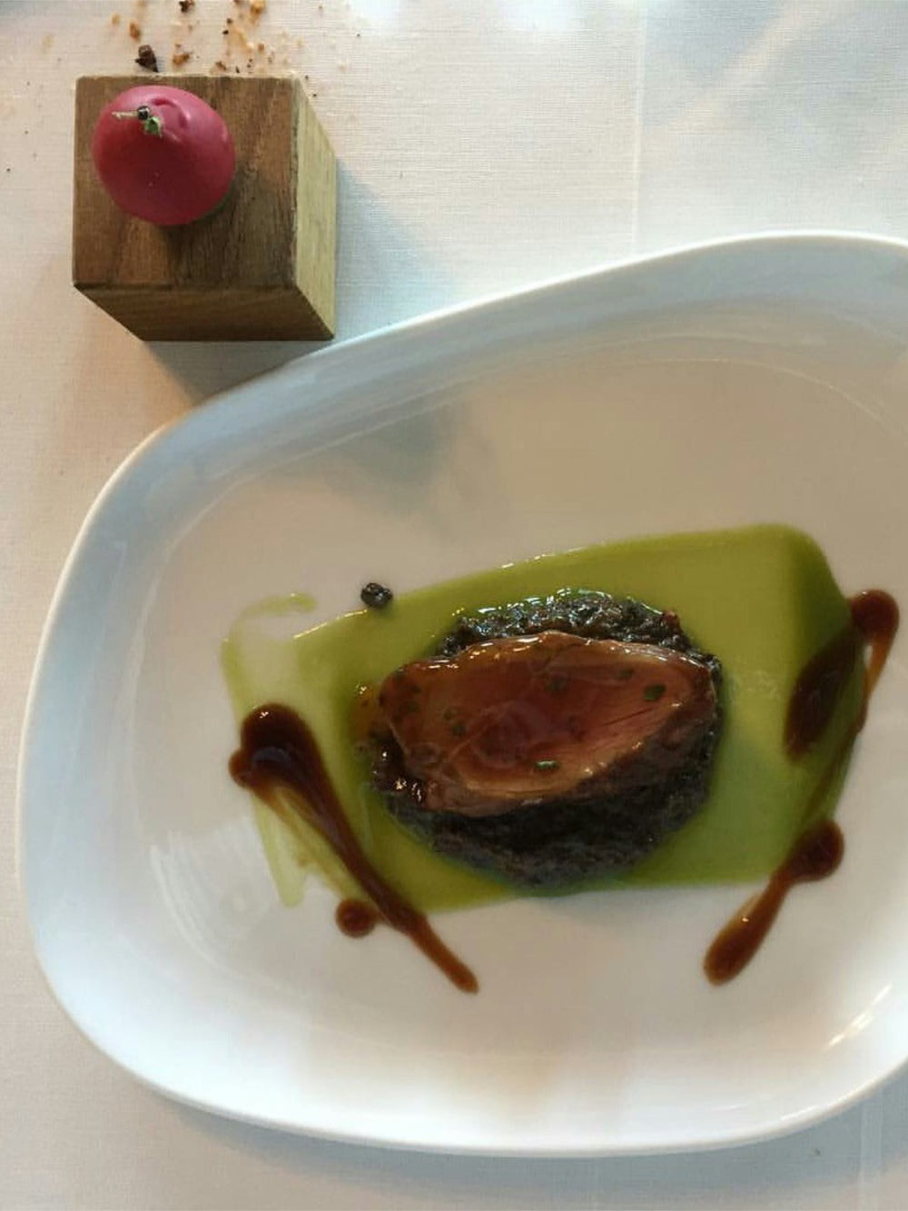 Photo of COOKPLAY Yayoi Flat Plate (23x20cm/9x8in) ( ) [ Cookplay ] [ Plates ]