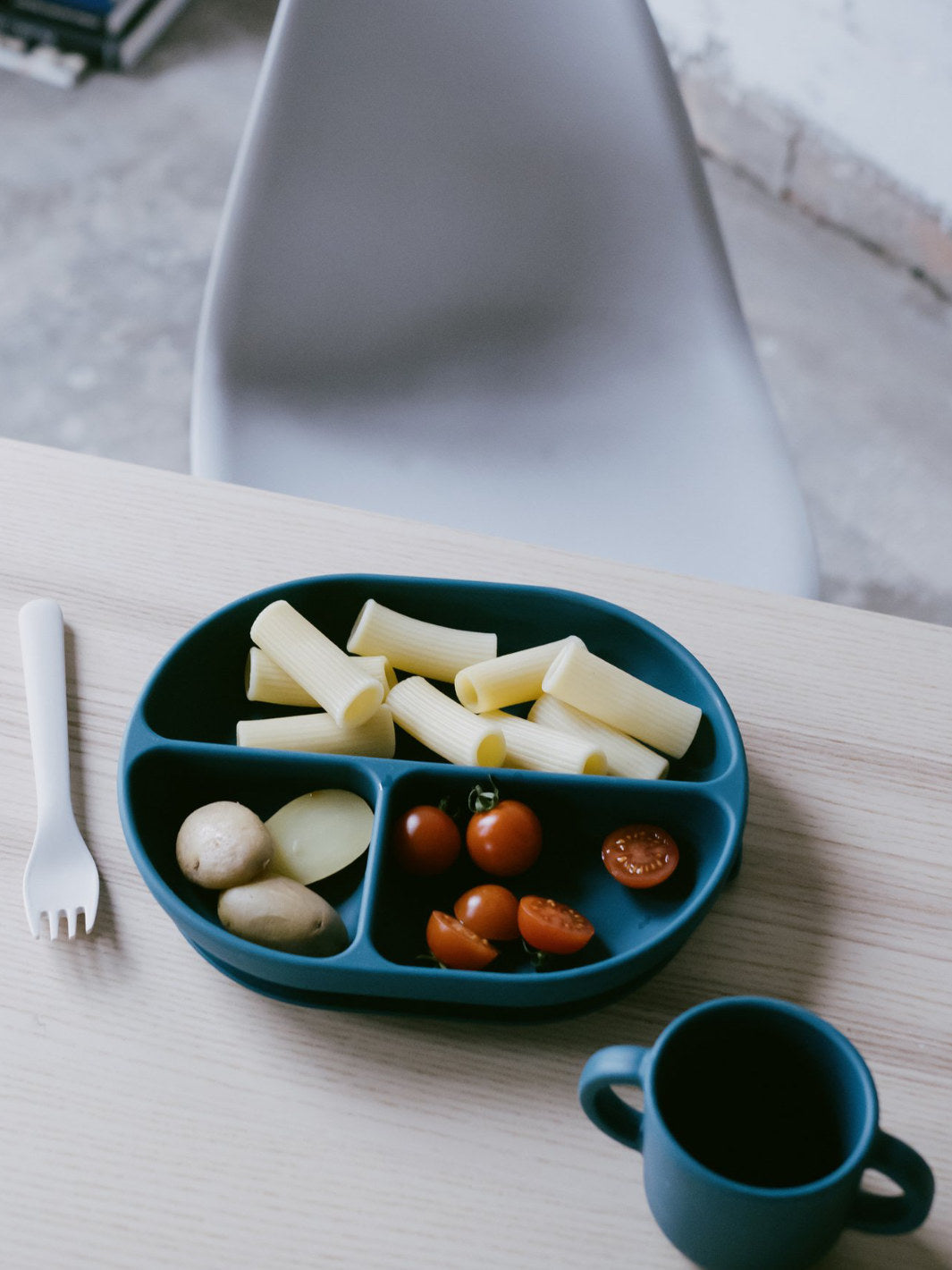 EKOBO Bambino Silicone Divided Plate with Suction Foot