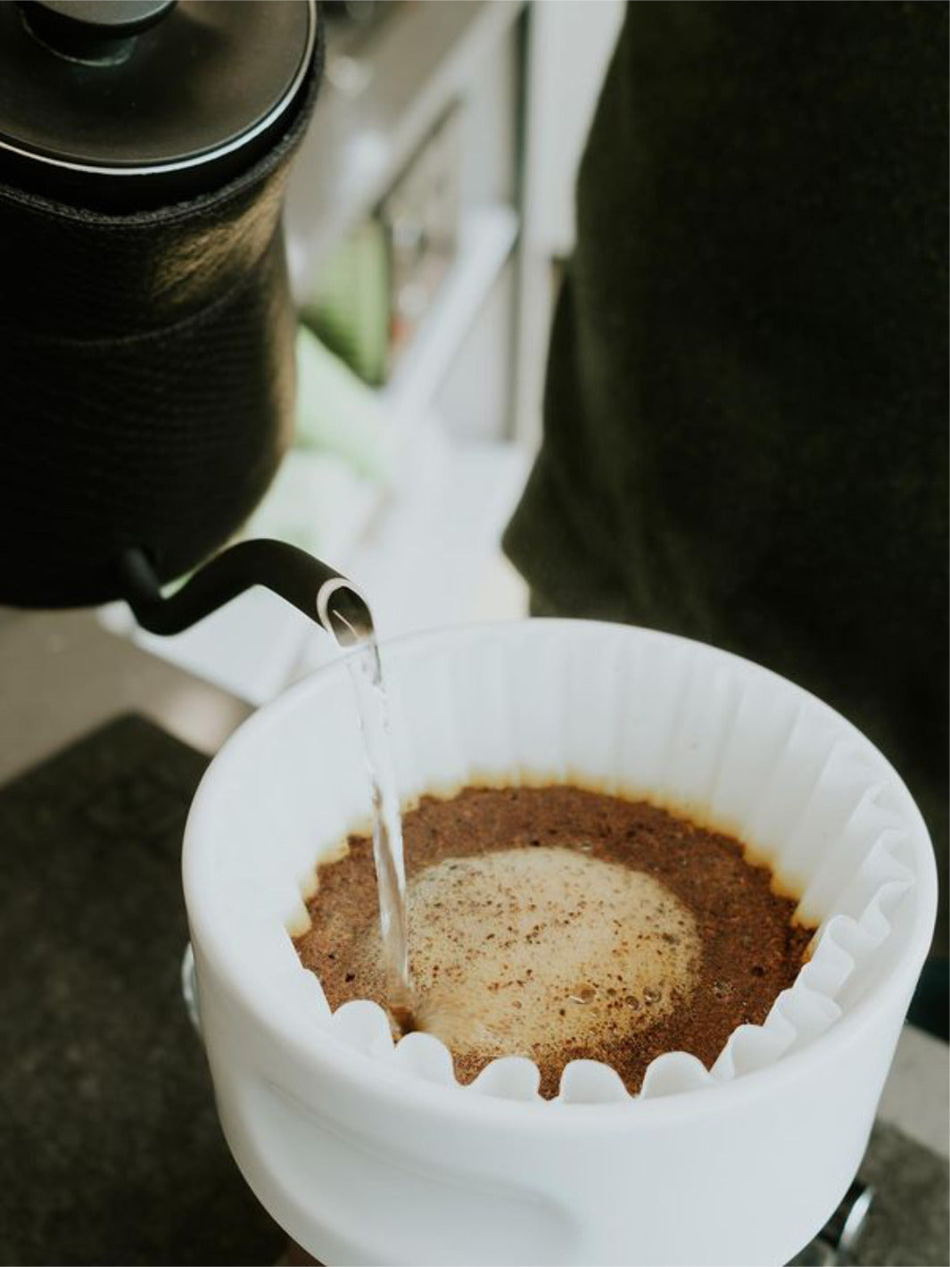 https://eightouncecoffee.ca/cdn/shop/products/etkin_8-cup-coffee-dripper_pourover.jpg?v=1678489839&width=1065