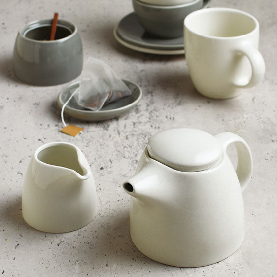 KINTO TOPO Teapot 400ml / Tea Equipment | Eight Ounce Coffee KINTO TOPO Teapot 400ml / Tea Equipment | Eight Ounce Coffee